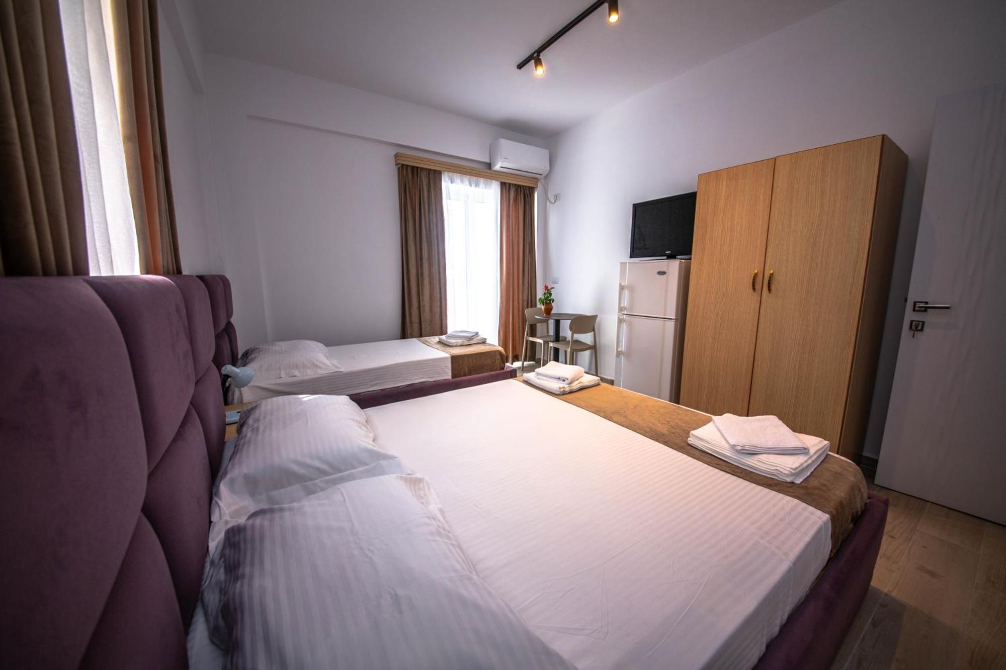 Hotel Perla كساميل المظهر الخارجي الصورة