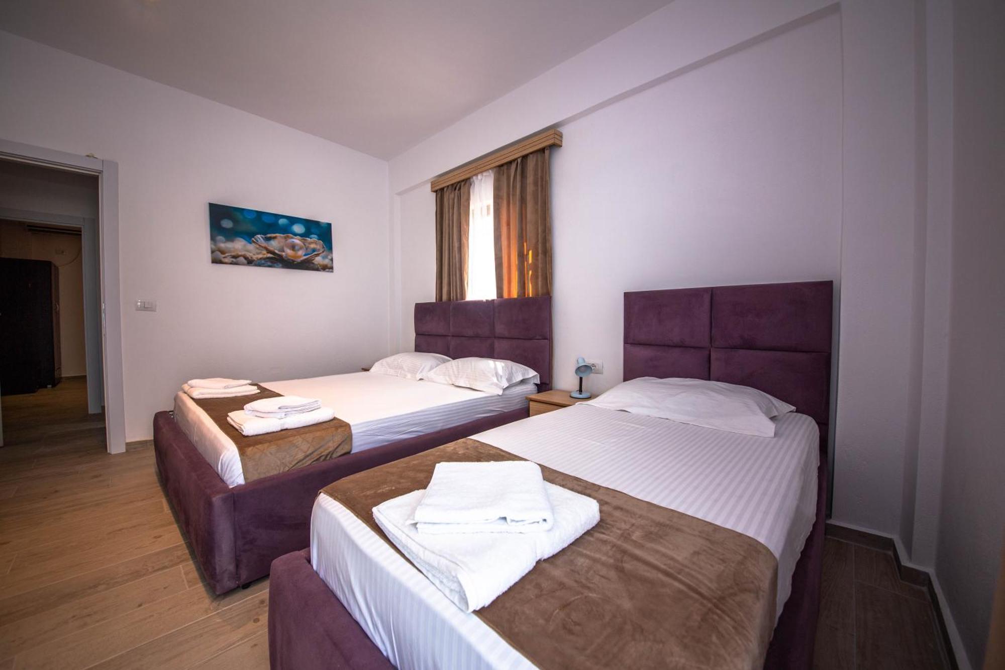 Hotel Perla كساميل المظهر الخارجي الصورة