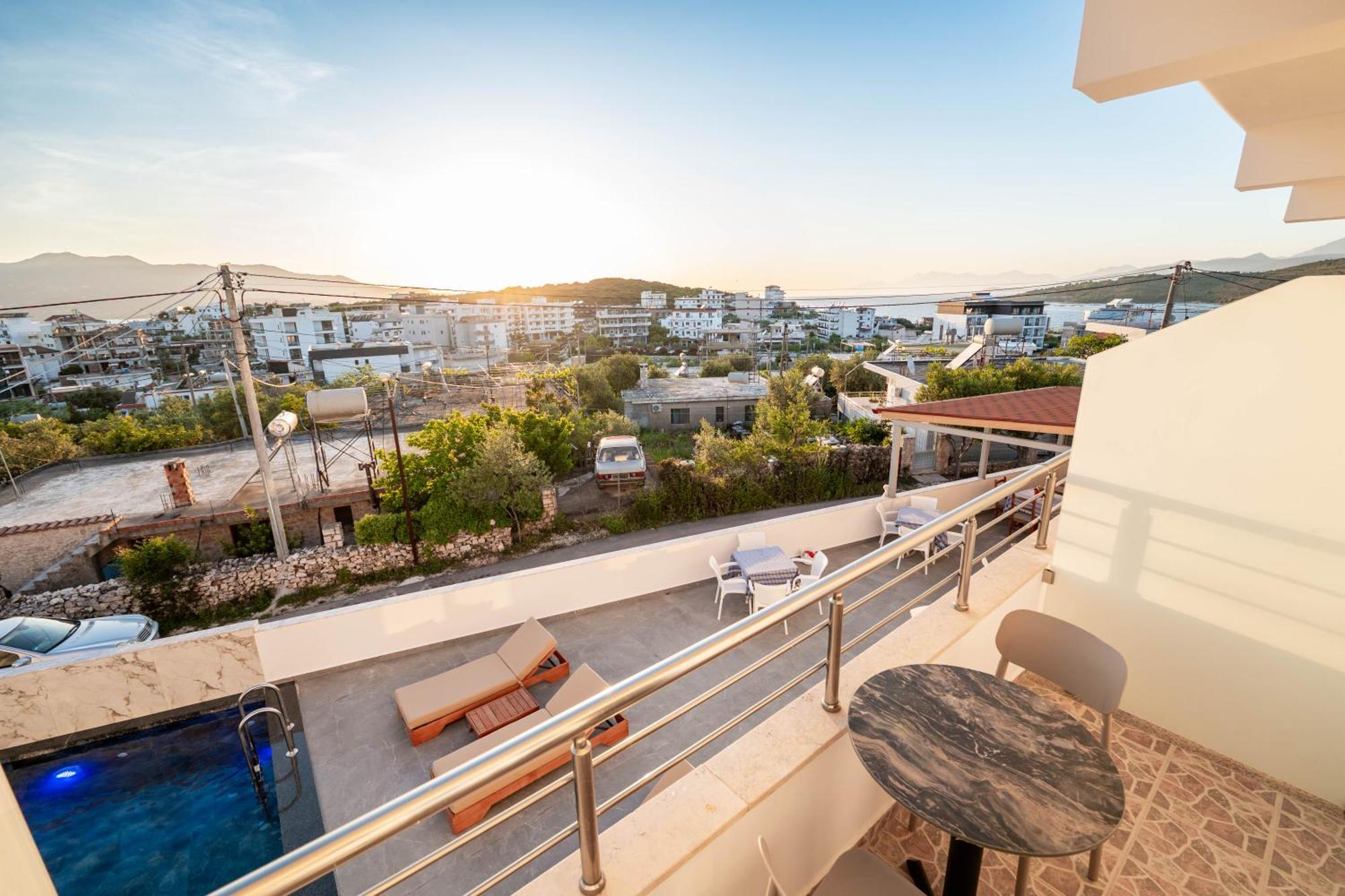 Hotel Perla كساميل المظهر الخارجي الصورة