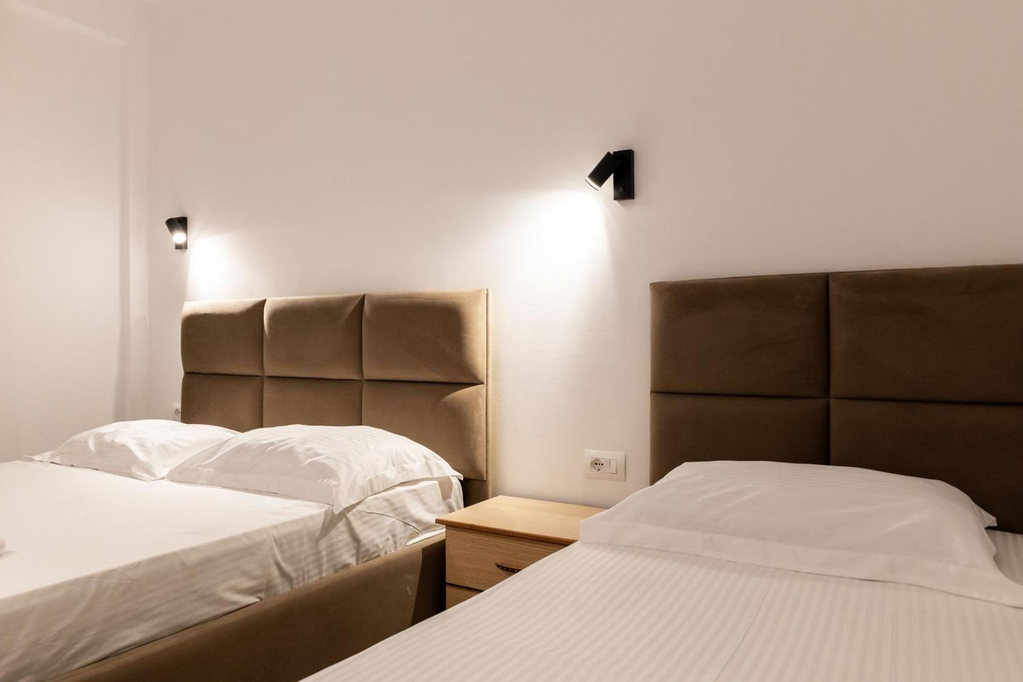 Hotel Perla كساميل المظهر الخارجي الصورة