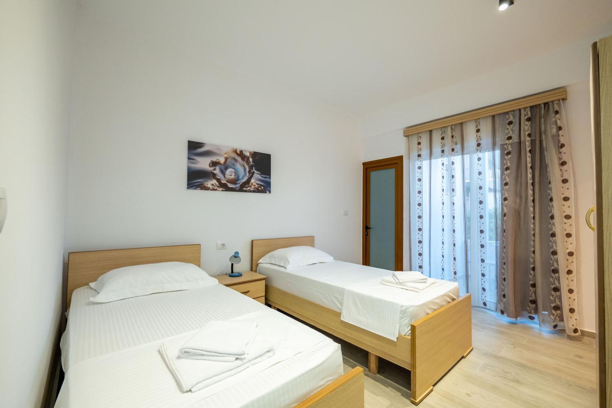 Hotel Perla كساميل المظهر الخارجي الصورة