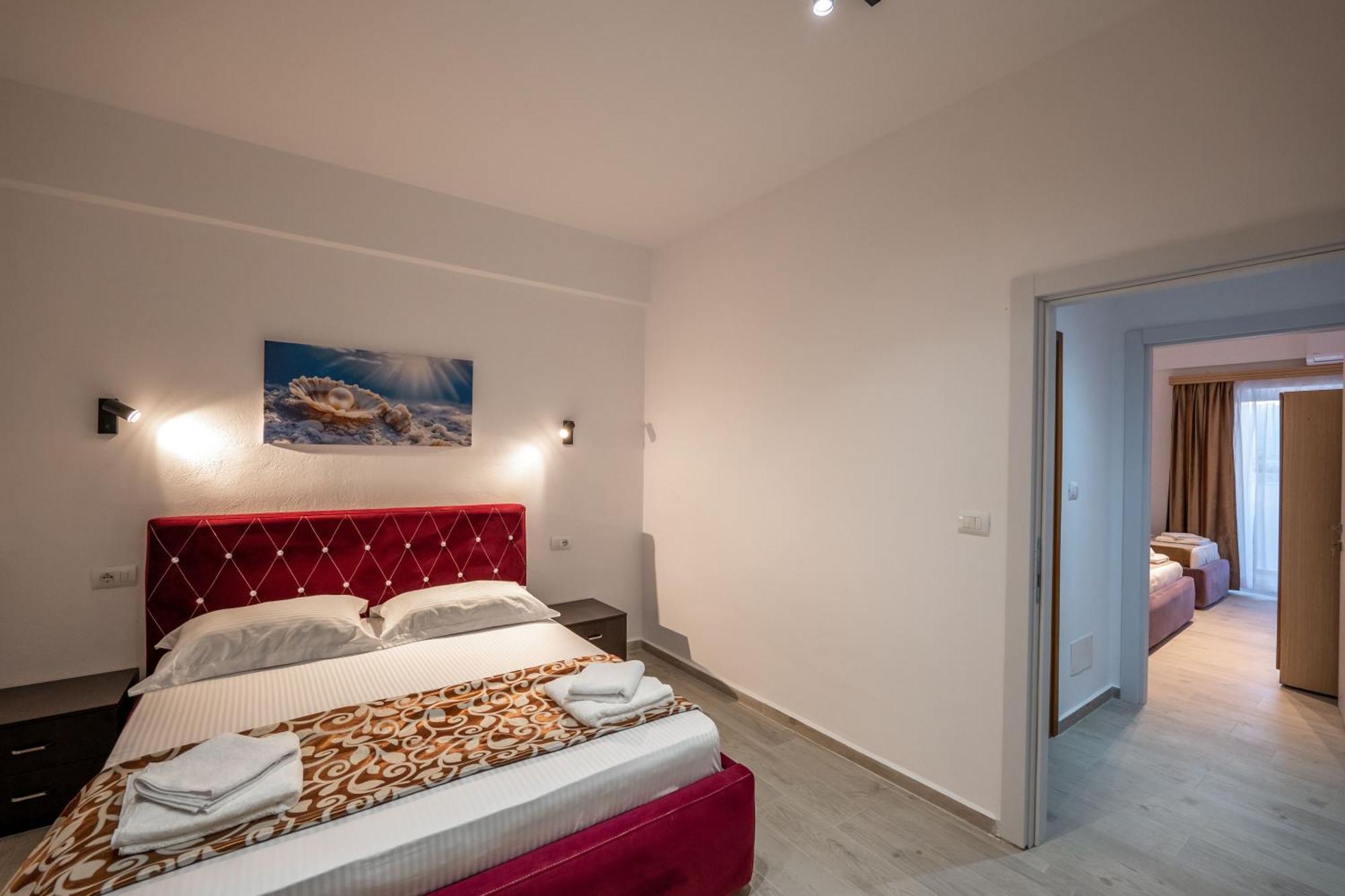 Hotel Perla كساميل المظهر الخارجي الصورة