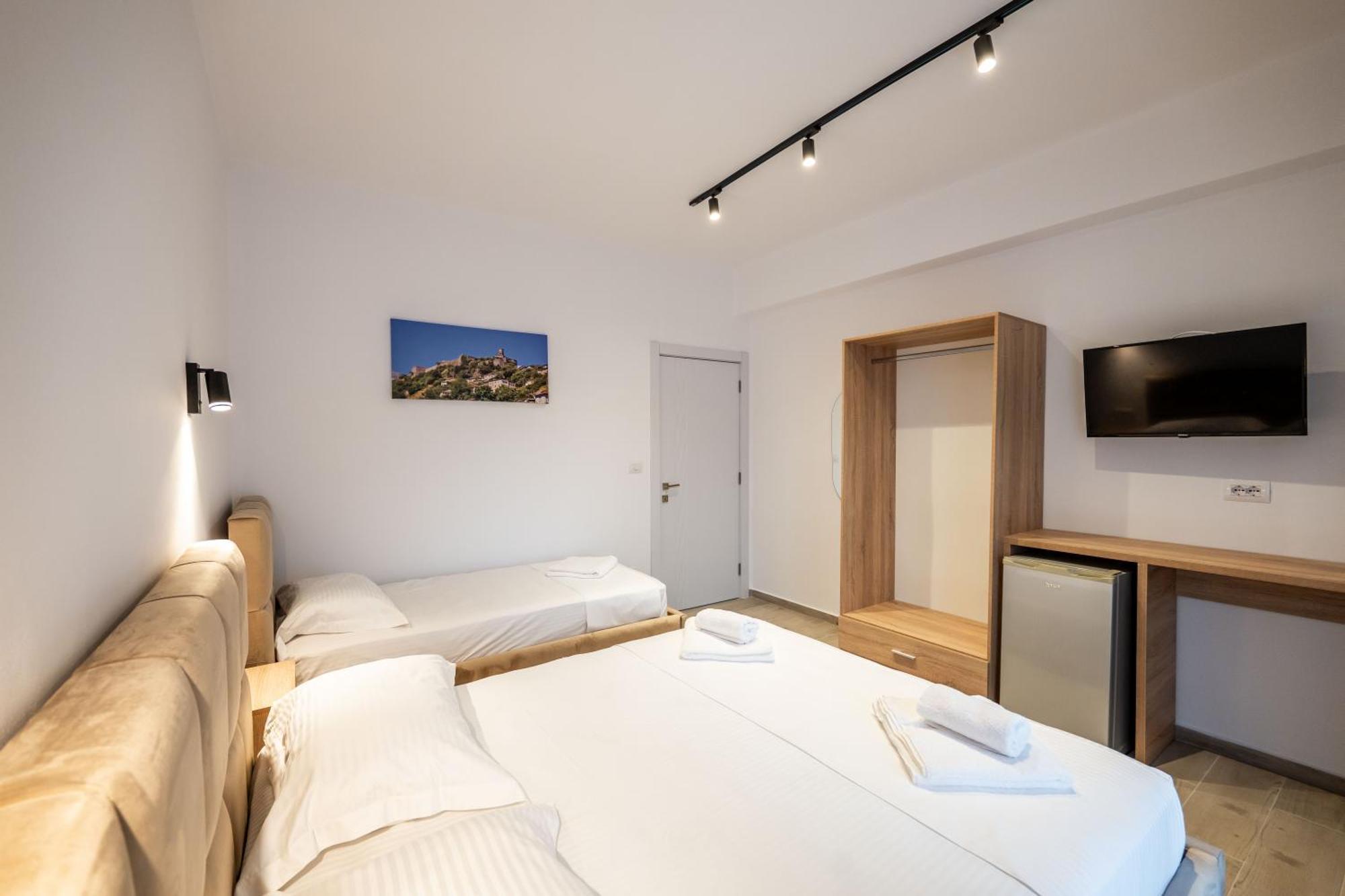 Hotel Perla كساميل المظهر الخارجي الصورة